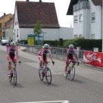 Vorbereitung in Homburg, die Jungs beim Warmfahren